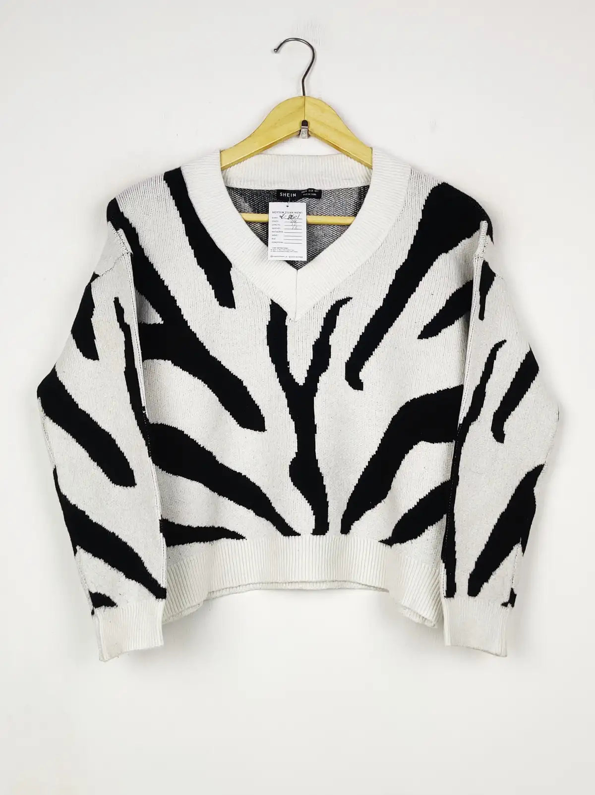 Buy online pre-used pre-loved 100% authentic & Original branded Shein (WT-10602) available in Pakistan. Top international brands avilable.