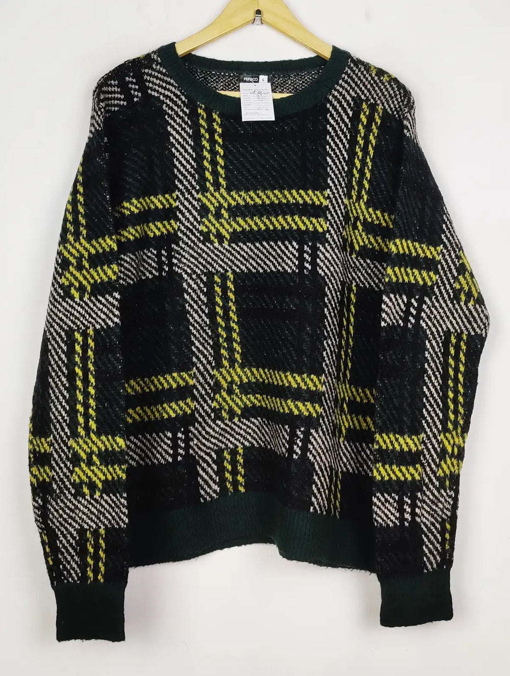 Buy online pre-used pre-loved 100% authentic & Original branded Pep&Co (WT-10649) available in Pakistan. Top international brands avilable.