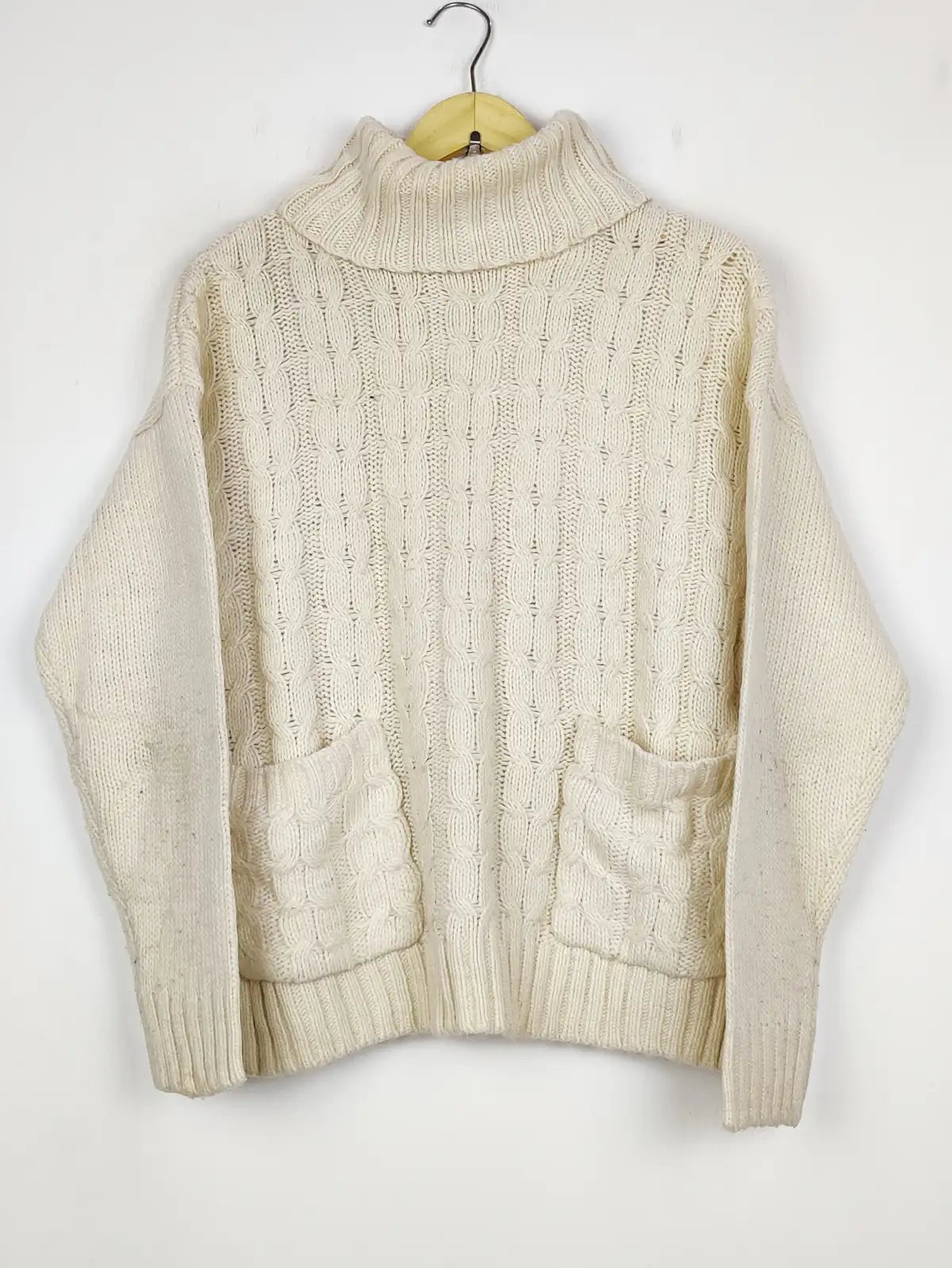 Buy online pre-used pre-loved 100% authentic & Original branded Primark (WT-10682) available in Pakistan. Top international brands avilable.