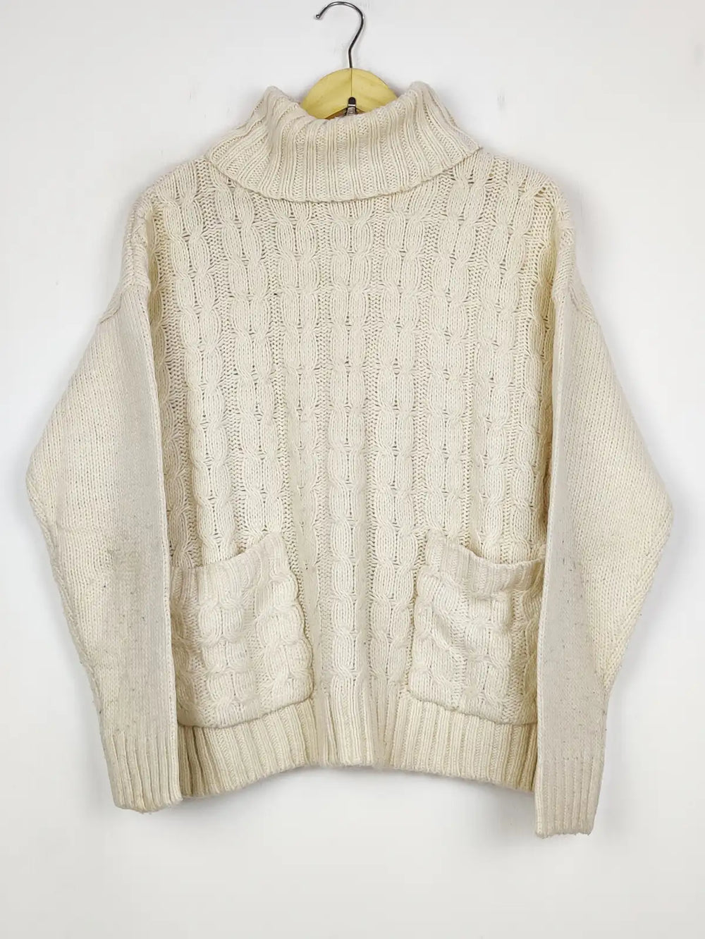 Buy online pre-used pre-loved 100% authentic & Original branded Primark (WT-10682) available in Pakistan. Top international brands avilable.