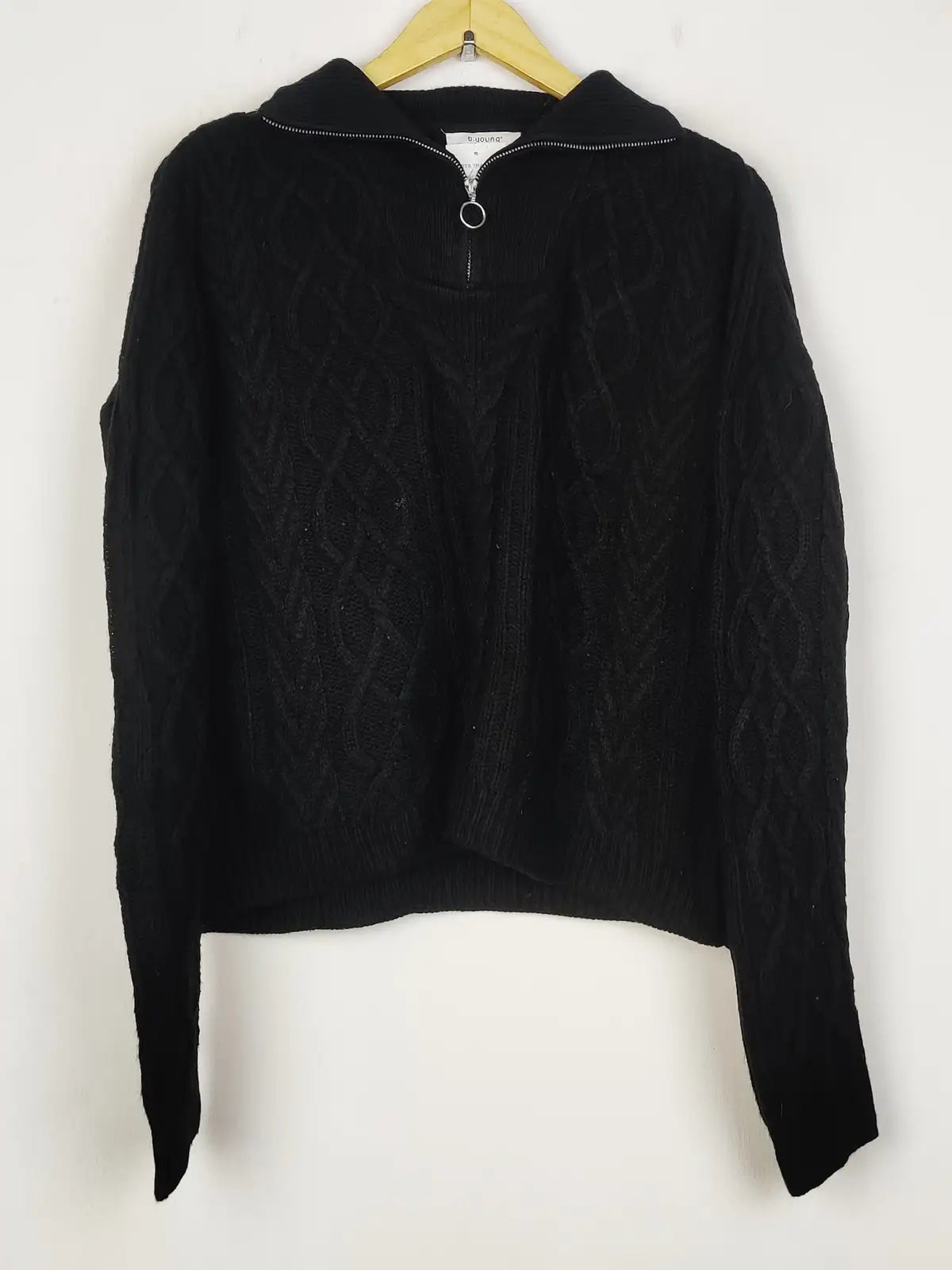 Buy online pre-used pre-loved 100% authentic & Original branded B Young (WT-10684) available in Pakistan. Top international brands avilable.