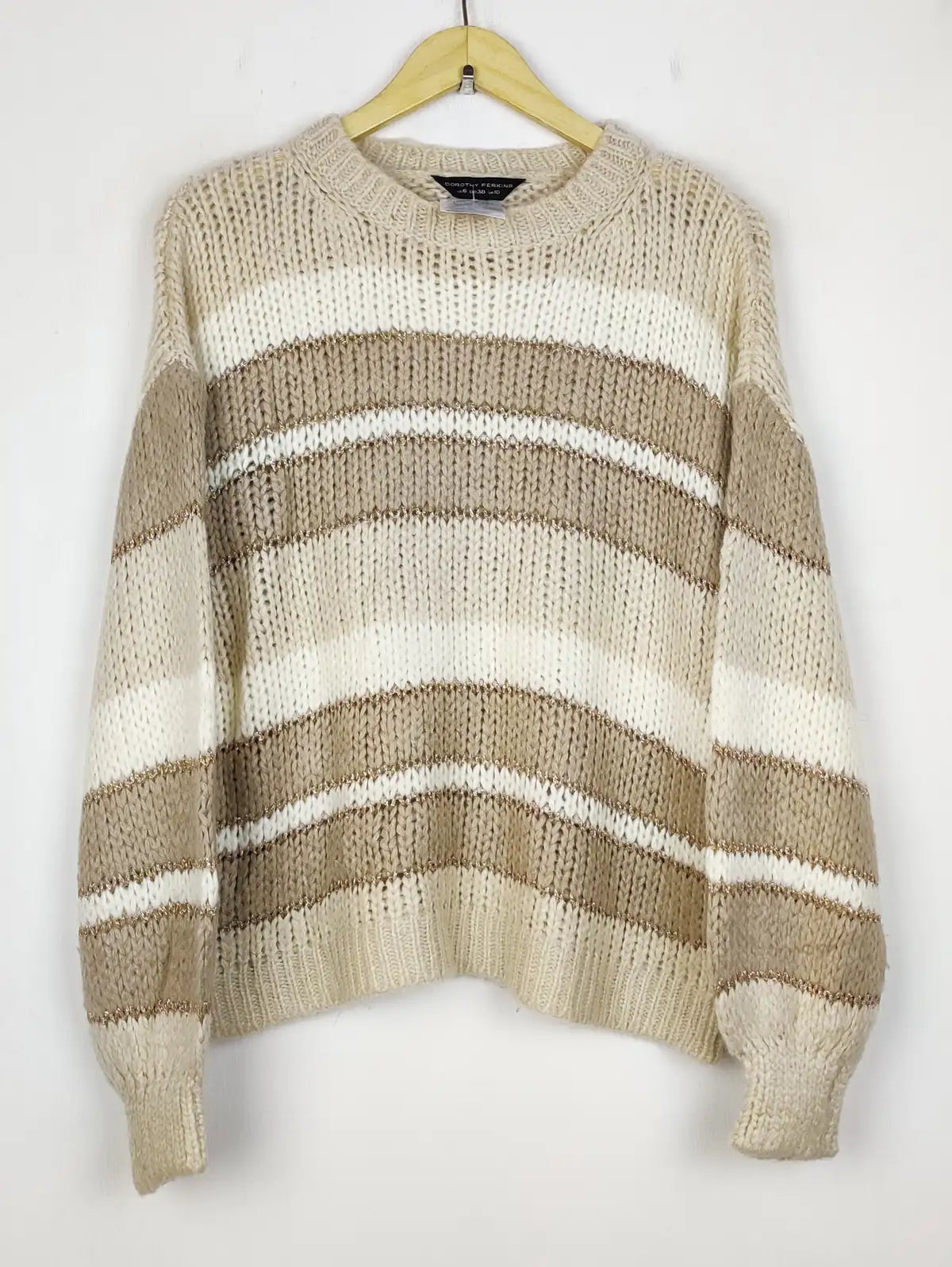 Buy online pre-used pre-loved 100% authentic & Original branded Dorothy Perkins (WT-10720) available in Pakistan. Top international brands avilable.