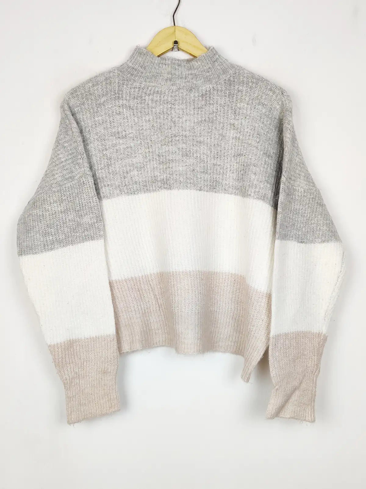 Buy online pre-used pre-loved 100% authentic & Original branded Primark (WT-10722) available in Pakistan. Top international brands avilable.