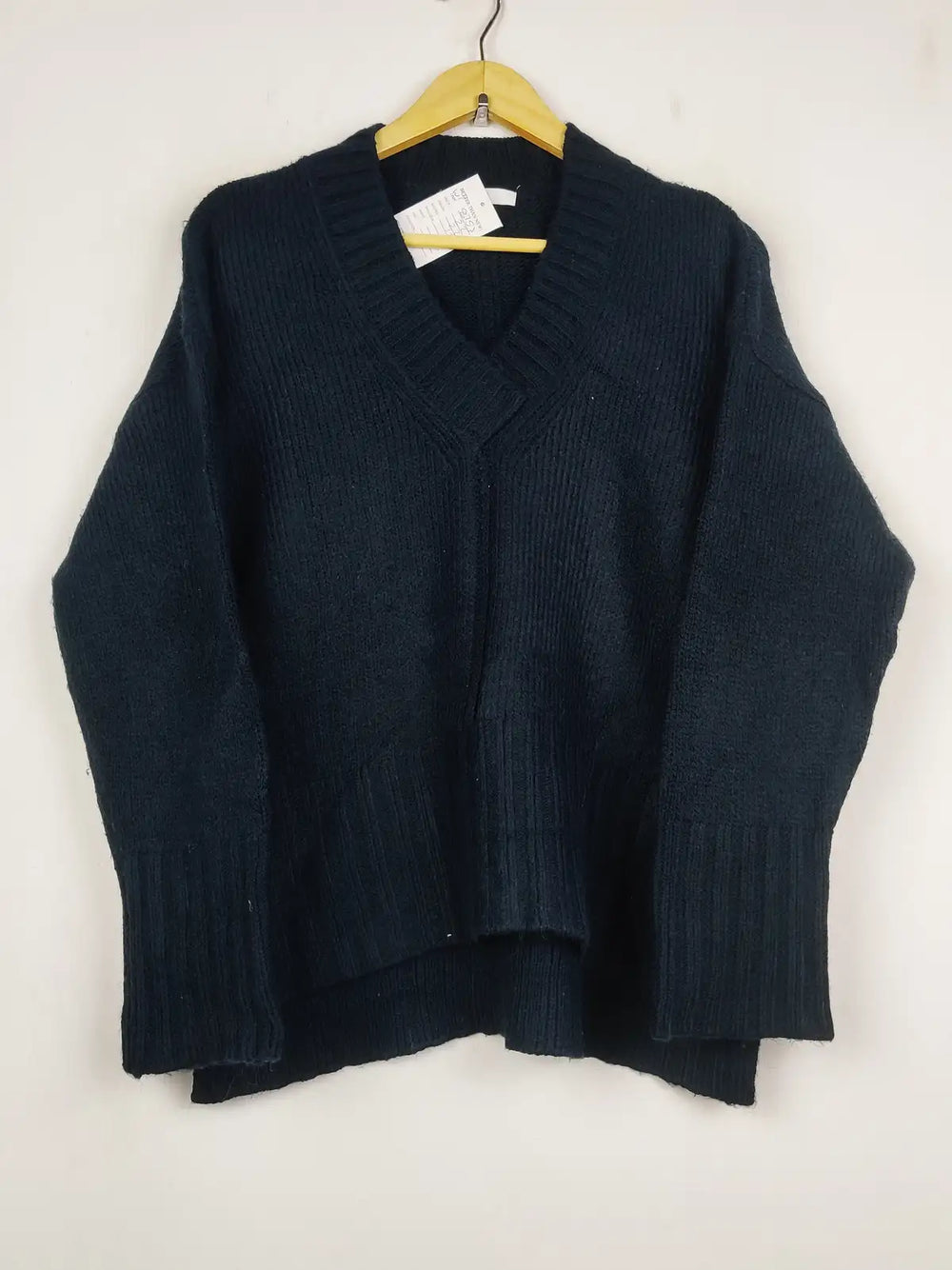 Buy online pre-used pre-loved 100% authentic & Original branded Next (WT-10752) available in Pakistan. Top international brands avilable.