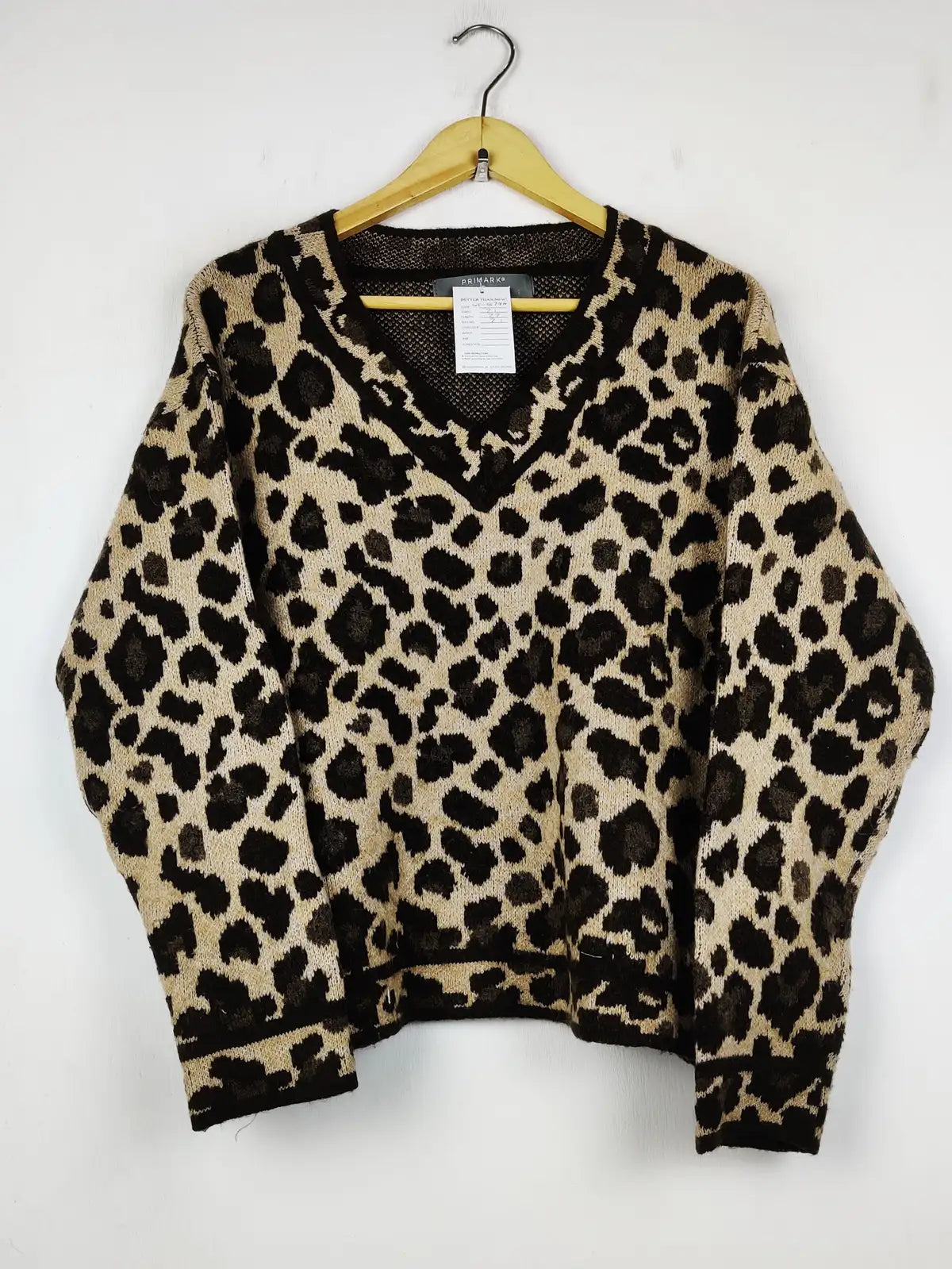 Buy online pre-used pre-loved 100% authentic & Original branded Primark (WT-10787) available in Pakistan. Top international brands avilable.
