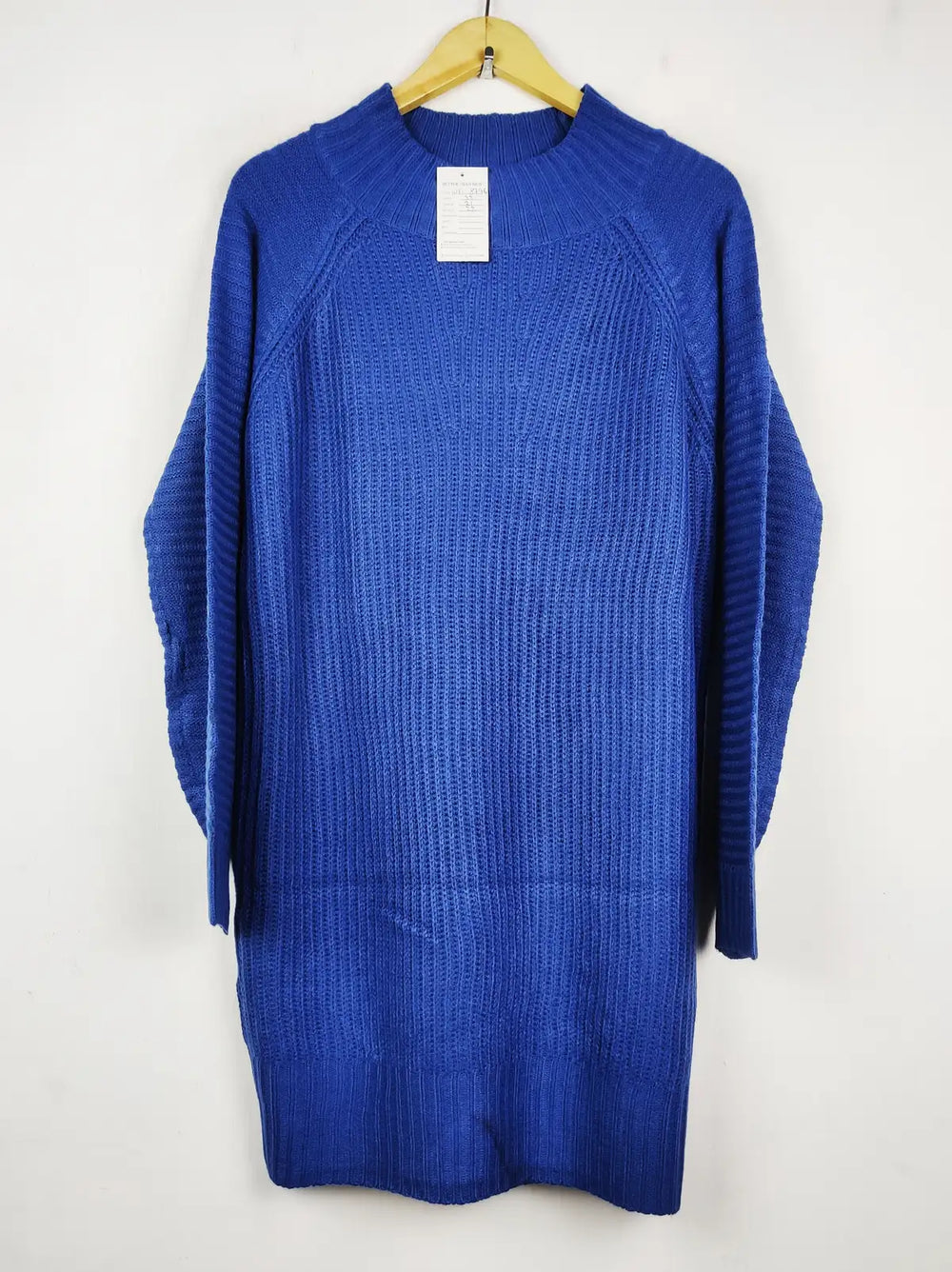 Buy online pre-used pre-loved 100% authentic & Original branded Unknown Brand (WT-10794) available in Pakistan. Top international brands avilable.