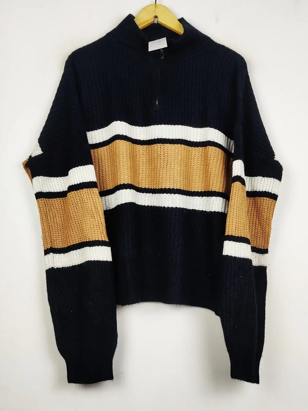 Buy online pre-used pre-loved 100% authentic & Original branded Shein (WT-10855) available in Pakistan. Top international brands avilable.