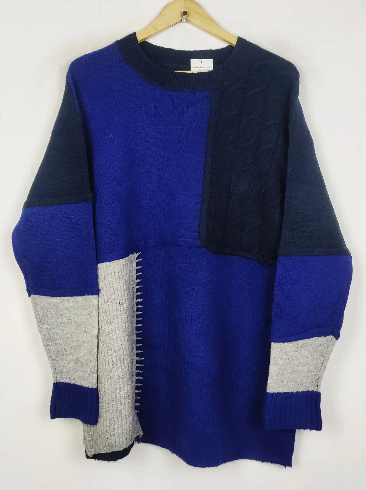 Buy online pre-used pre-loved 100% authentic & Original branded Unknown Brand (WT-10891) available in Pakistan. Top international brands avilable.