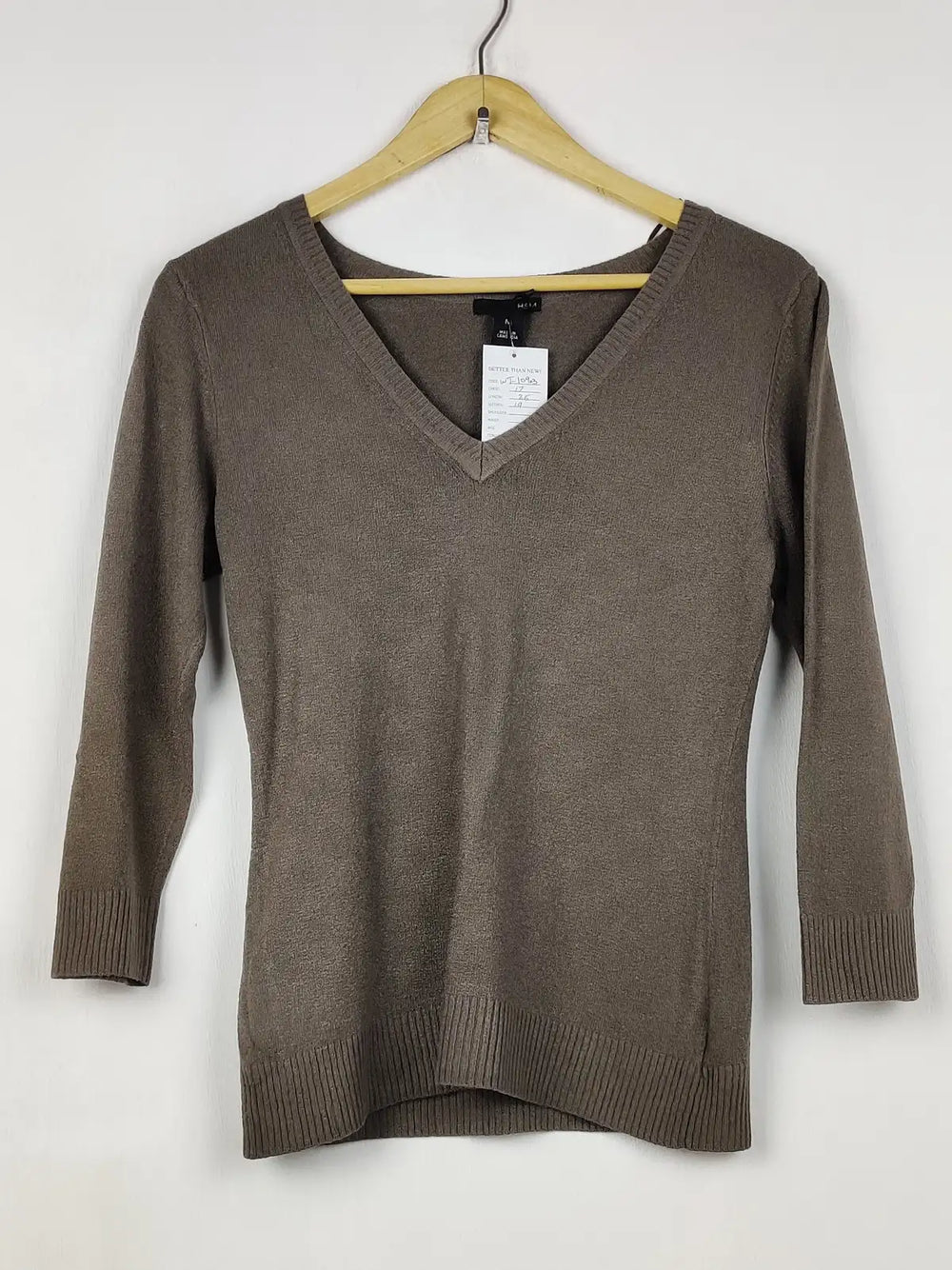 Buy online pre-used pre-loved 100% authentic & Original branded H&M (WT-10903) available in Pakistan. Top international brands avilable.