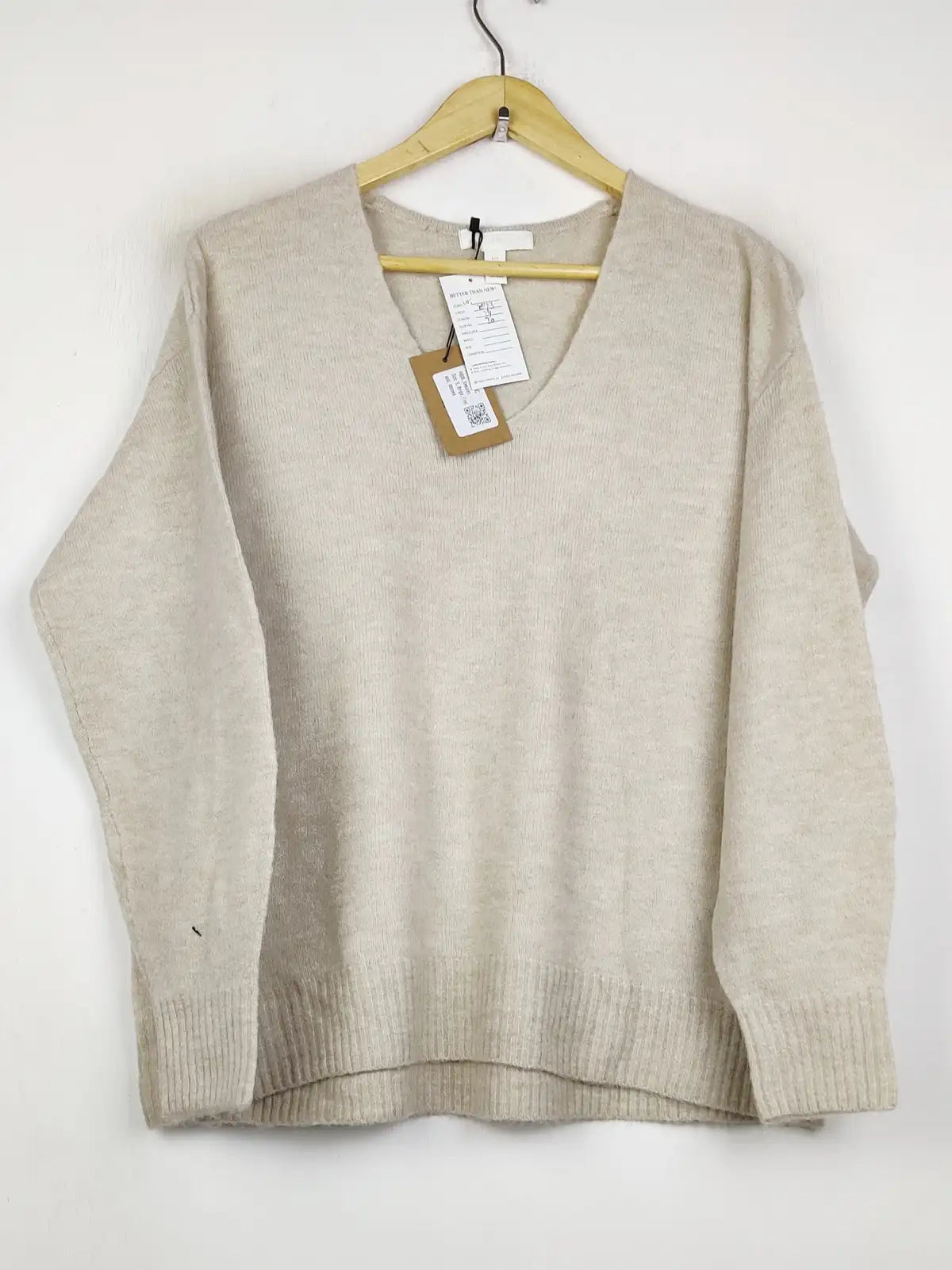 Buy online pre-used pre-loved 100% authentic & Original branded H&M (WT-10912) available in Pakistan. Top international brands avilable.