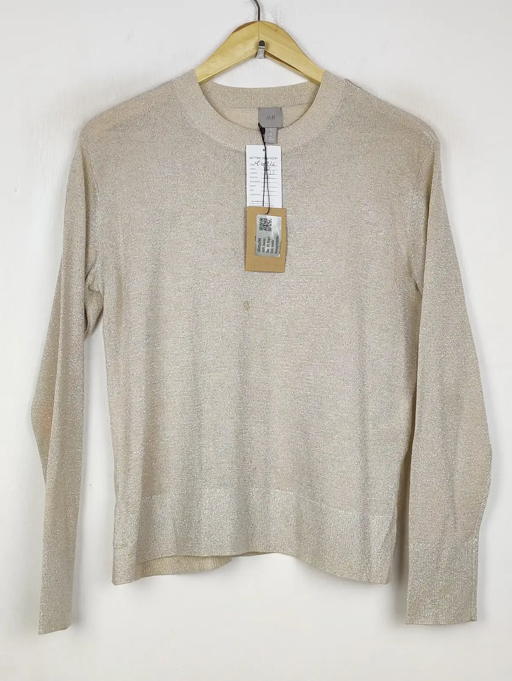 Buy online pre-used pre-loved 100% authentic & Original branded H&M (WT-10936) available in Pakistan. Top international brands avilable.
