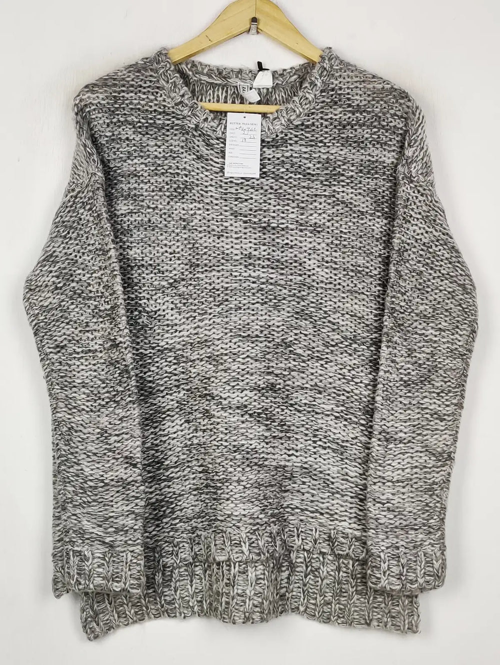 Buy online pre-used pre-loved 100% authentic & Original branded Rainbow (WT-10962) available in Pakistan. Top international brands avilable.