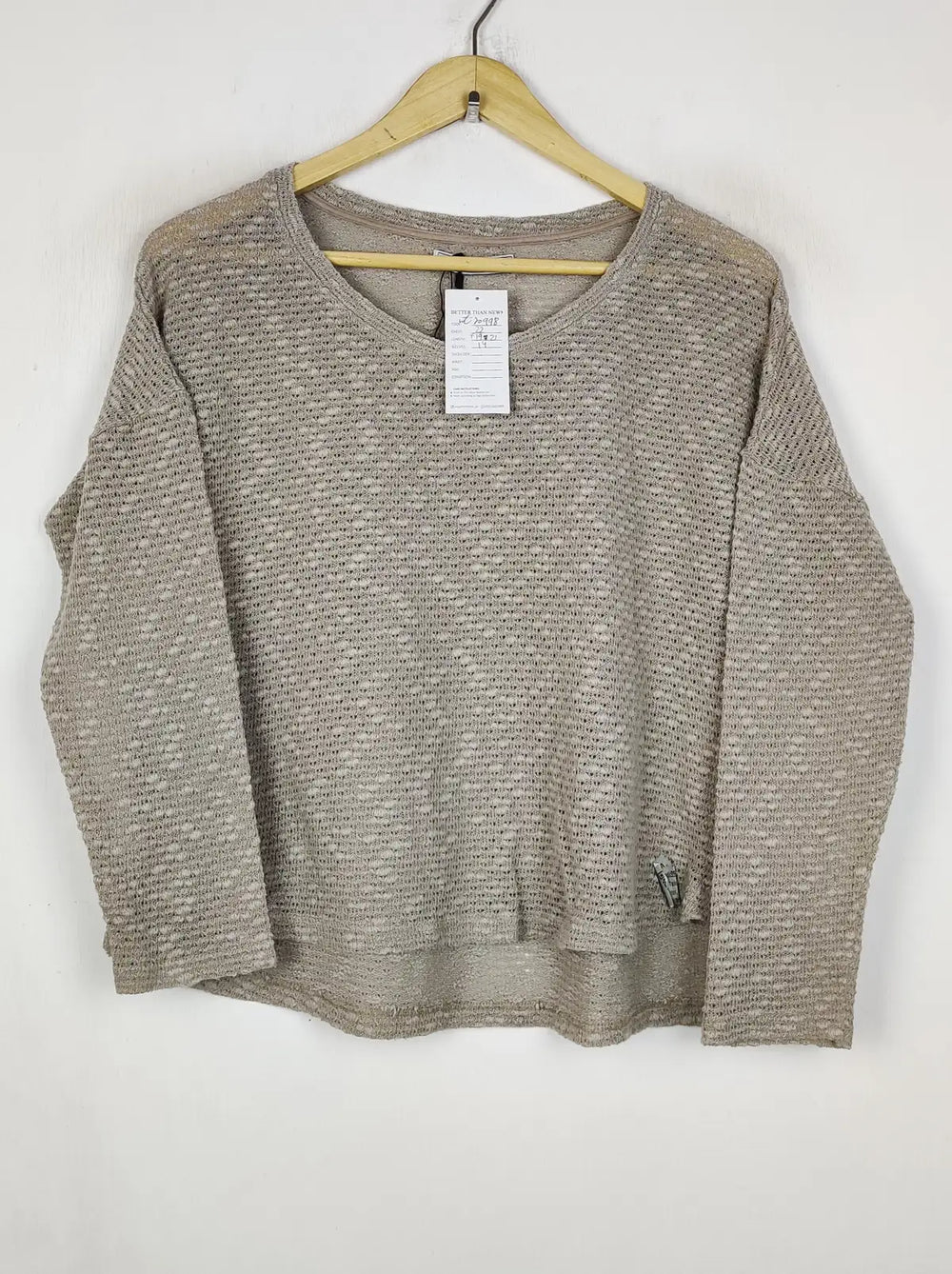 Buy online pre-used pre-loved 100% authentic & Original branded Pull & Bears (WT-10998) available in Pakistan. Top international brands avilable.