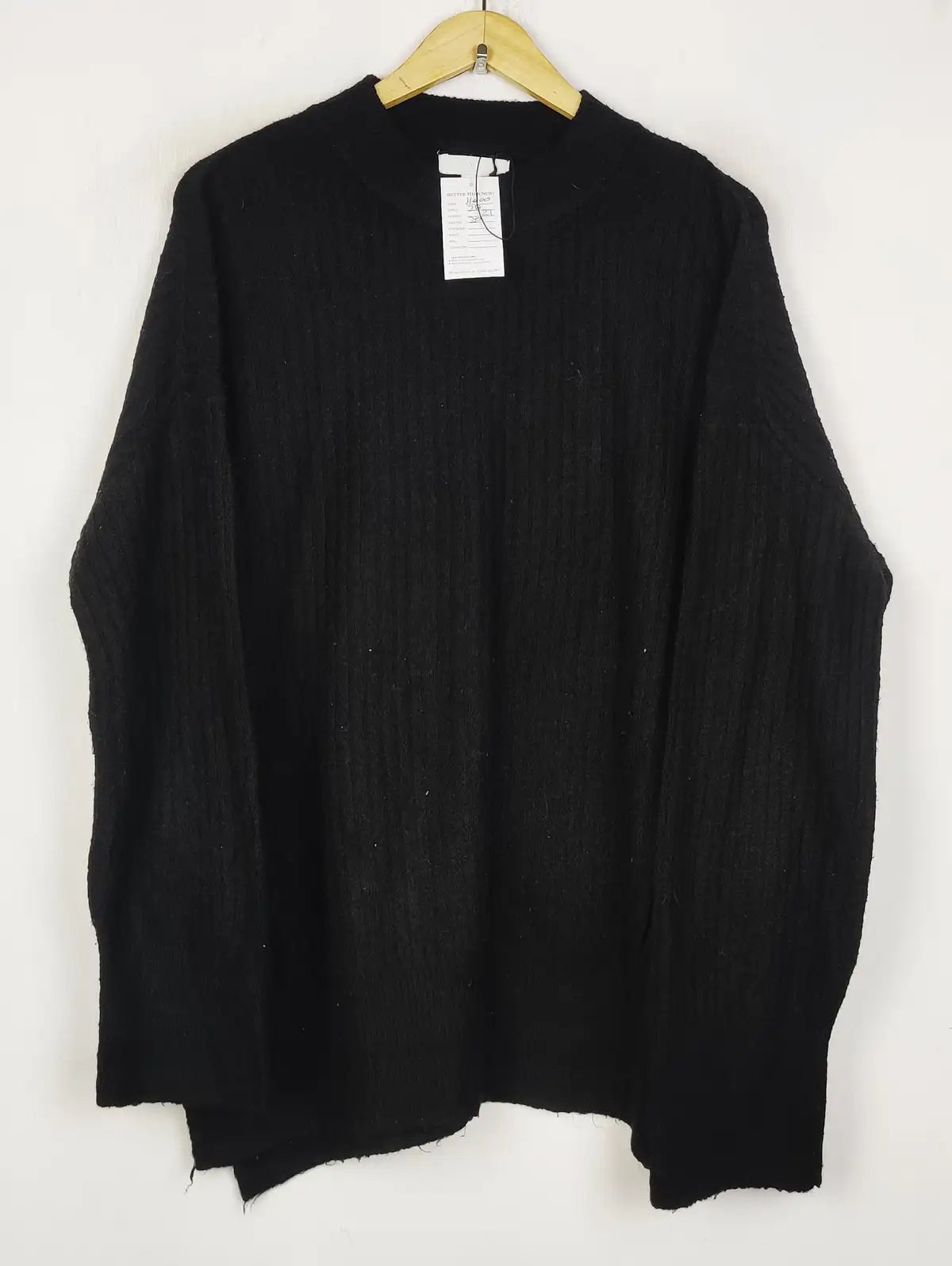 Buy online pre-used pre-loved 100% authentic & Original branded H&M (WT-11000) available in Pakistan. Top international brands avilable.