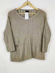 Buy online pre-used pre-loved 100% authentic & Original branded Vero Moda (WT-11014) available in Pakistan. Top international brands avilable.