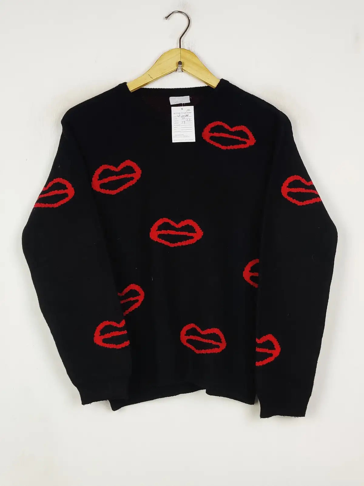 Buy online pre-used pre-loved 100% authentic & Original branded I Love Girlfriend (WT-11022) available in Pakistan. Top international brands avilable.
