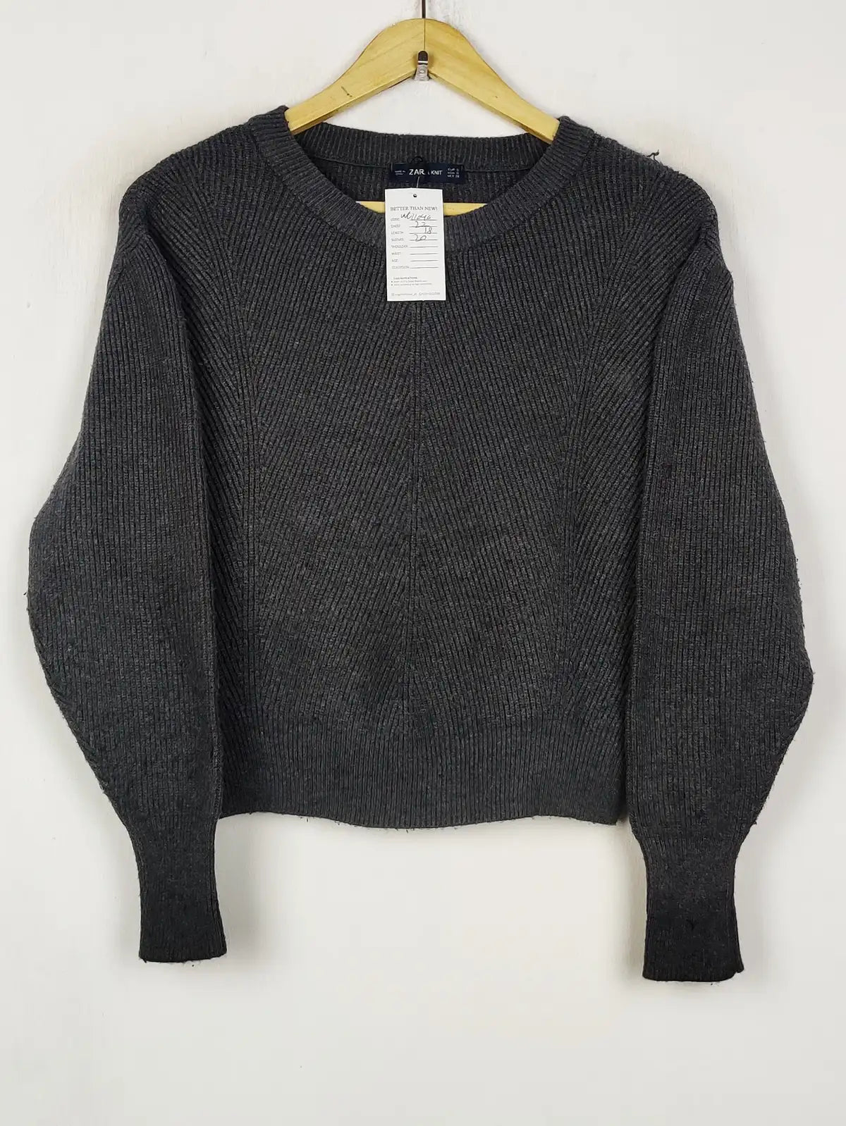 Buy online pre-used pre-loved 100% authentic & Original branded Zara (WT-11045) available in Pakistan. Top international brands avilable.