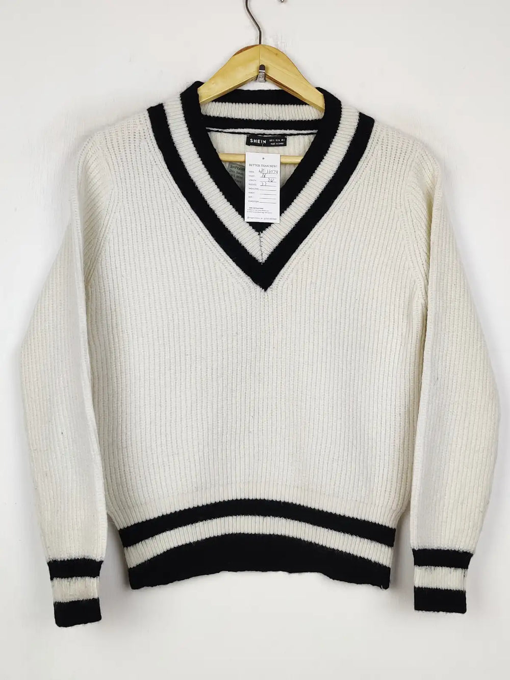 Buy online pre-used pre-loved 100% authentic & Original branded Shein (WT-11074) available in Pakistan. Top international brands avilable.