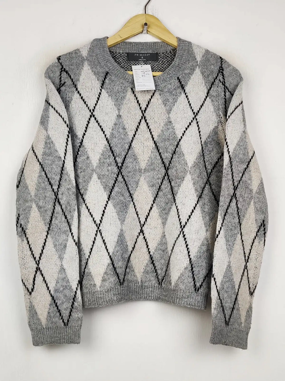 Buy online pre-used pre-loved 100% authentic & Original branded Primark (WT-11097) available in Pakistan. Top international brands avilable.