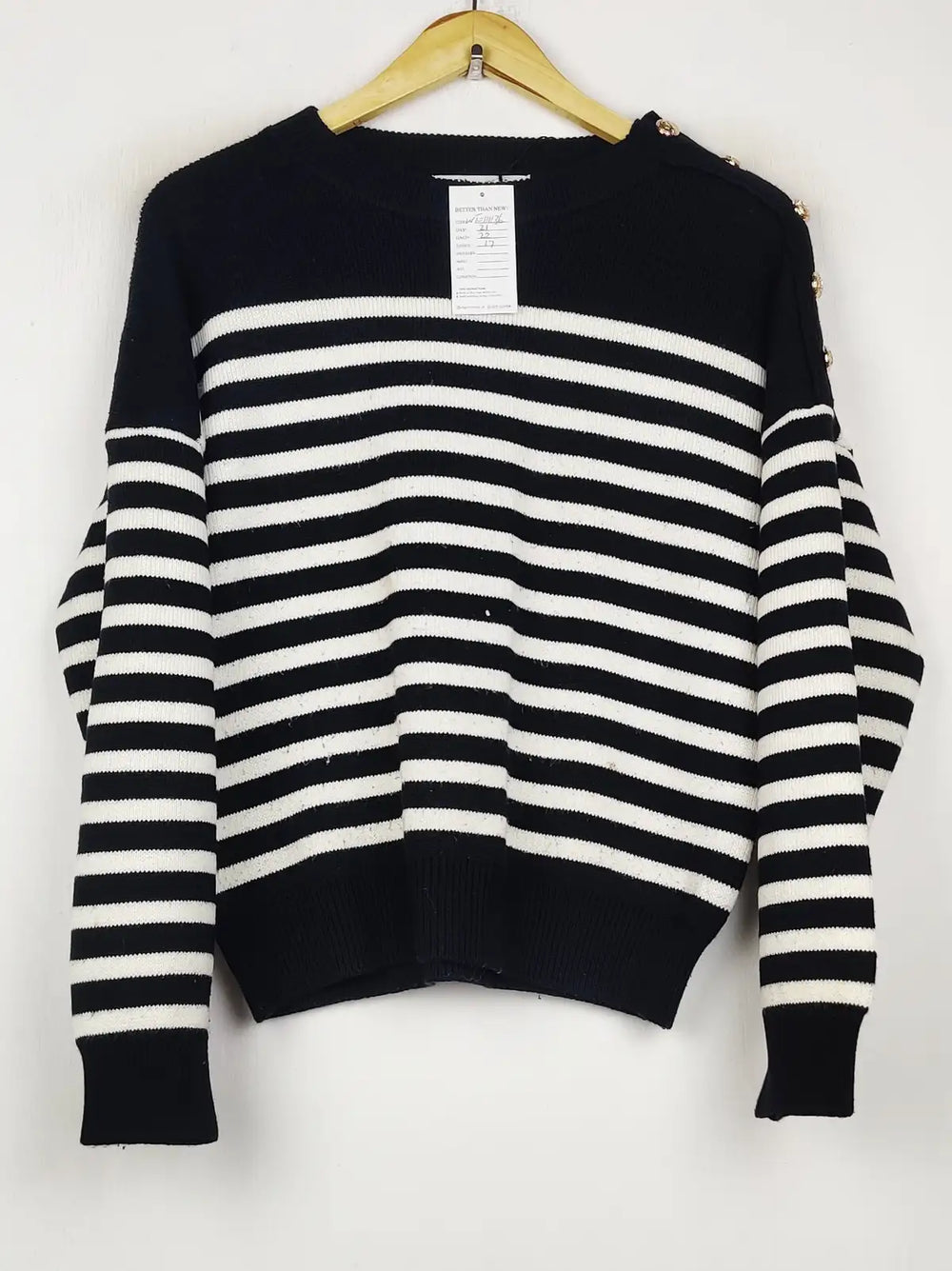 Buy online pre-used pre-loved 100% authentic & Original branded Zara (WT-11136) available in Pakistan. Top international brands avilable.