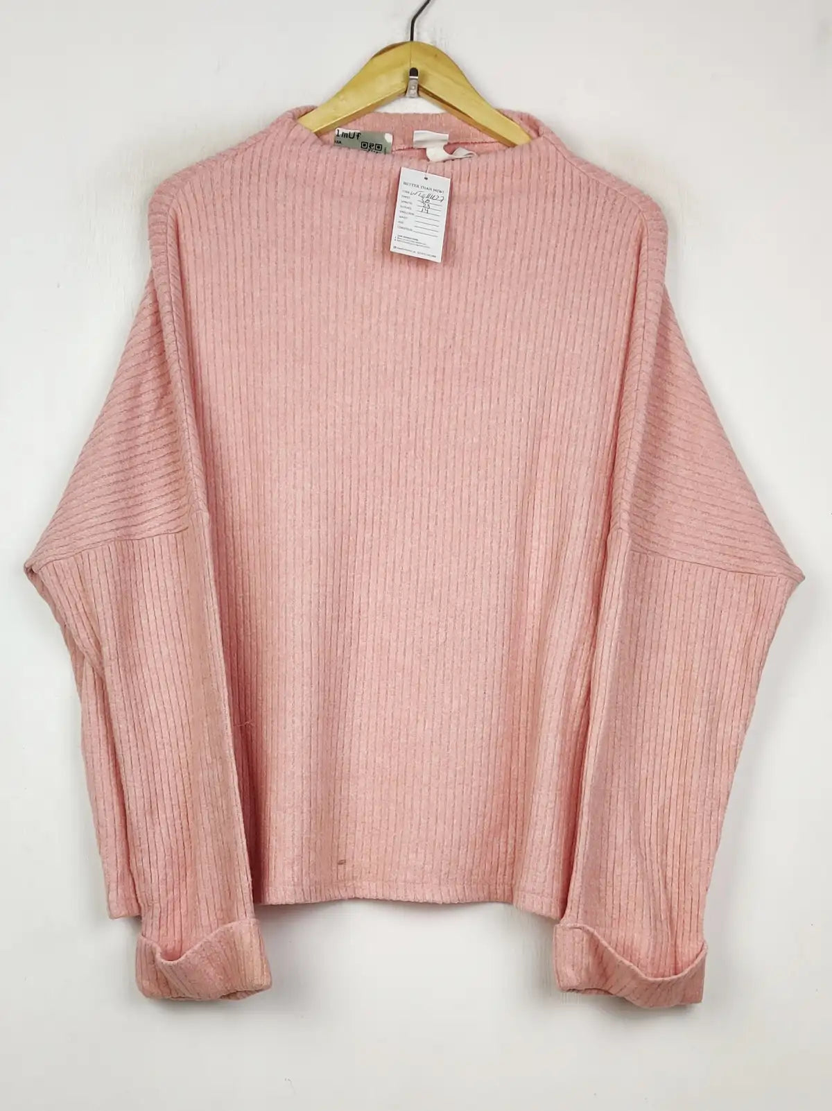 Buy online pre-used pre-loved 100% authentic & Original branded H&M (WT-11137) available in Pakistan. Top international brands avilable.