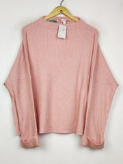 Buy online pre-used pre-loved 100% authentic & Original branded H&M (WT-11137) available in Pakistan. Top international brands avilable.