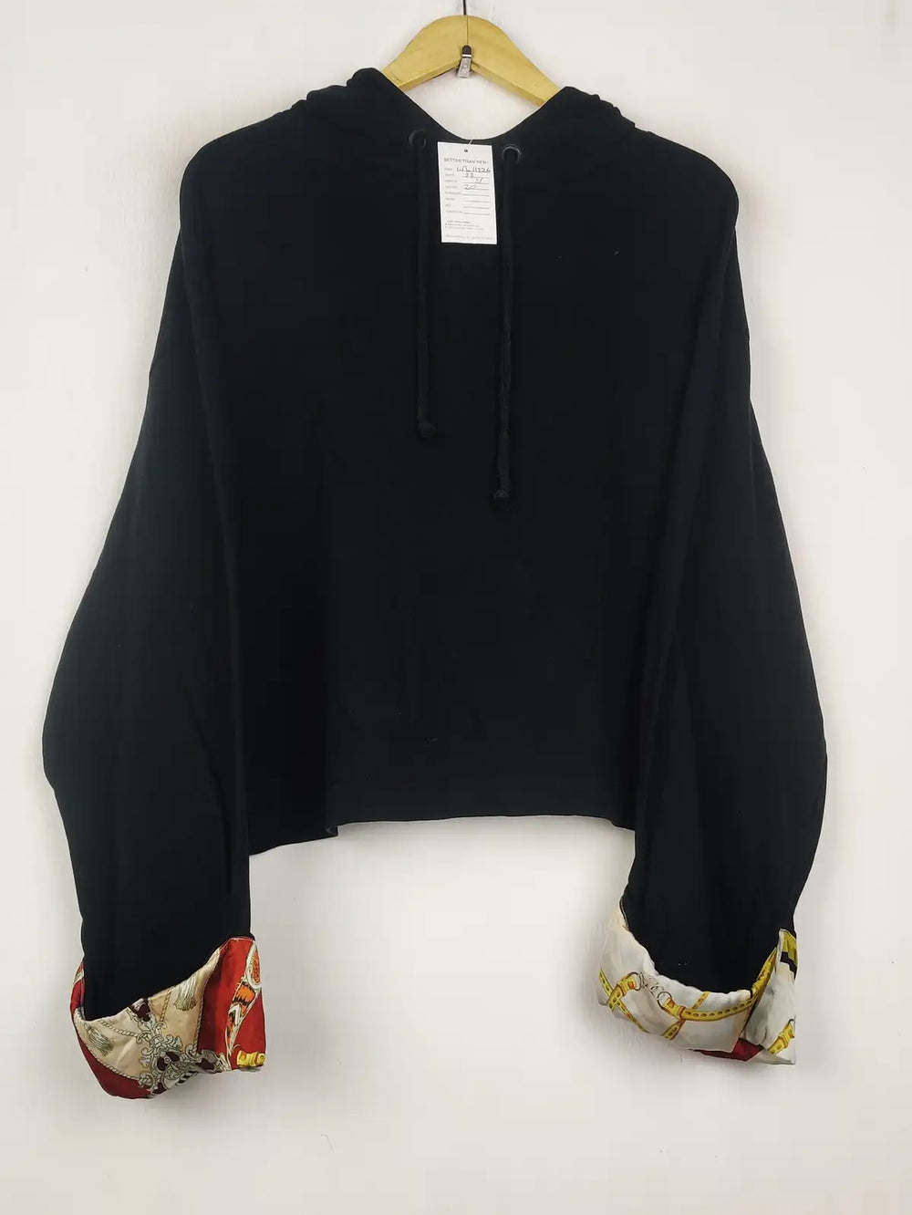 Buy online pre-used pre-loved 100% authentic & Original branded Zara (WT-11226) available in Pakistan. Top international brands avilable.