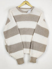 Buy online pre-used pre-loved 100% authentic & Original branded Unknown Brand (WT-11273) available in Pakistan. Top international brands avilable.