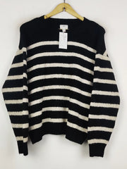 Buy online pre-used pre-loved 100% authentic & Original branded H&M (WT-11284) available in Pakistan. Top international brands avilable.