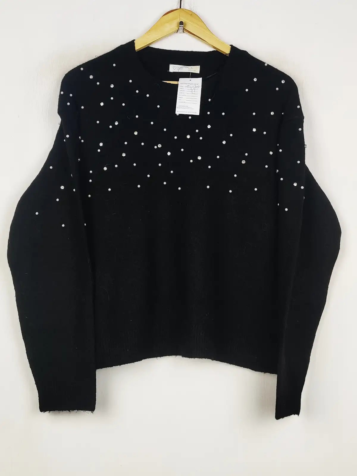 Buy online pre-used pre-loved 100% authentic & Original branded Primark (WT-11307) available in Pakistan. Top international brands avilable.