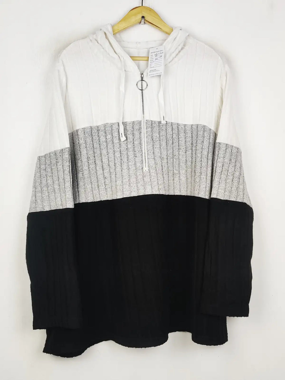 Buy online pre-used pre-loved 100% authentic & Original branded Shein (WT-11313) available in Pakistan. Top international brands avilable.