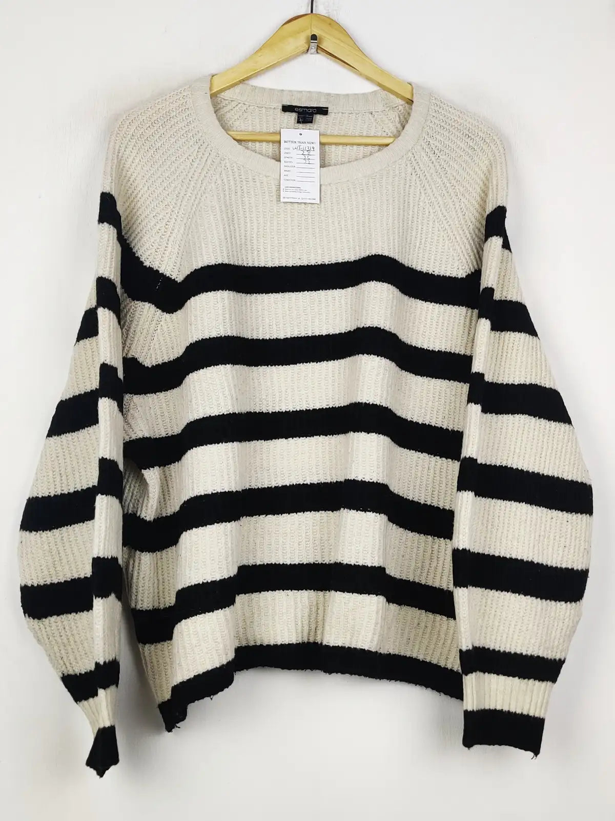 Buy online pre-used pre-loved 100% authentic & Original branded Esmara (WT-11319) available in Pakistan. Top international brands avilable.