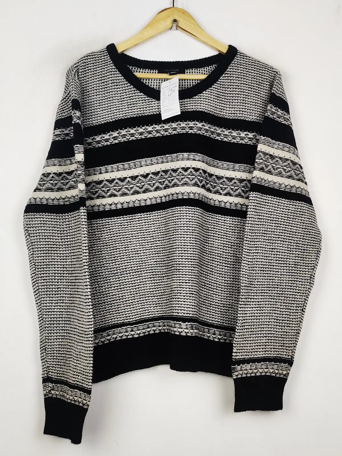Buy online pre-used pre-loved 100% authentic & Original branded Atmosphere (WT-11336) available in Pakistan. Top international brands avilable.