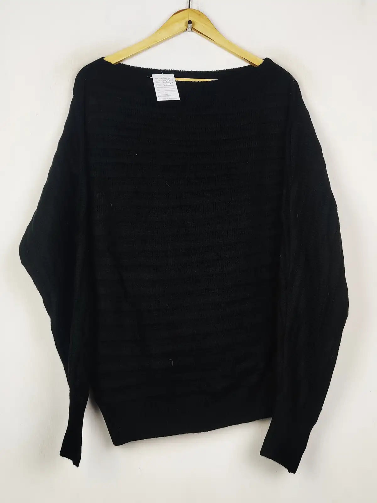 Buy online pre-used pre-loved 100% authentic & Original branded Shein (WT-11380) available in Pakistan. Top international brands avilable.