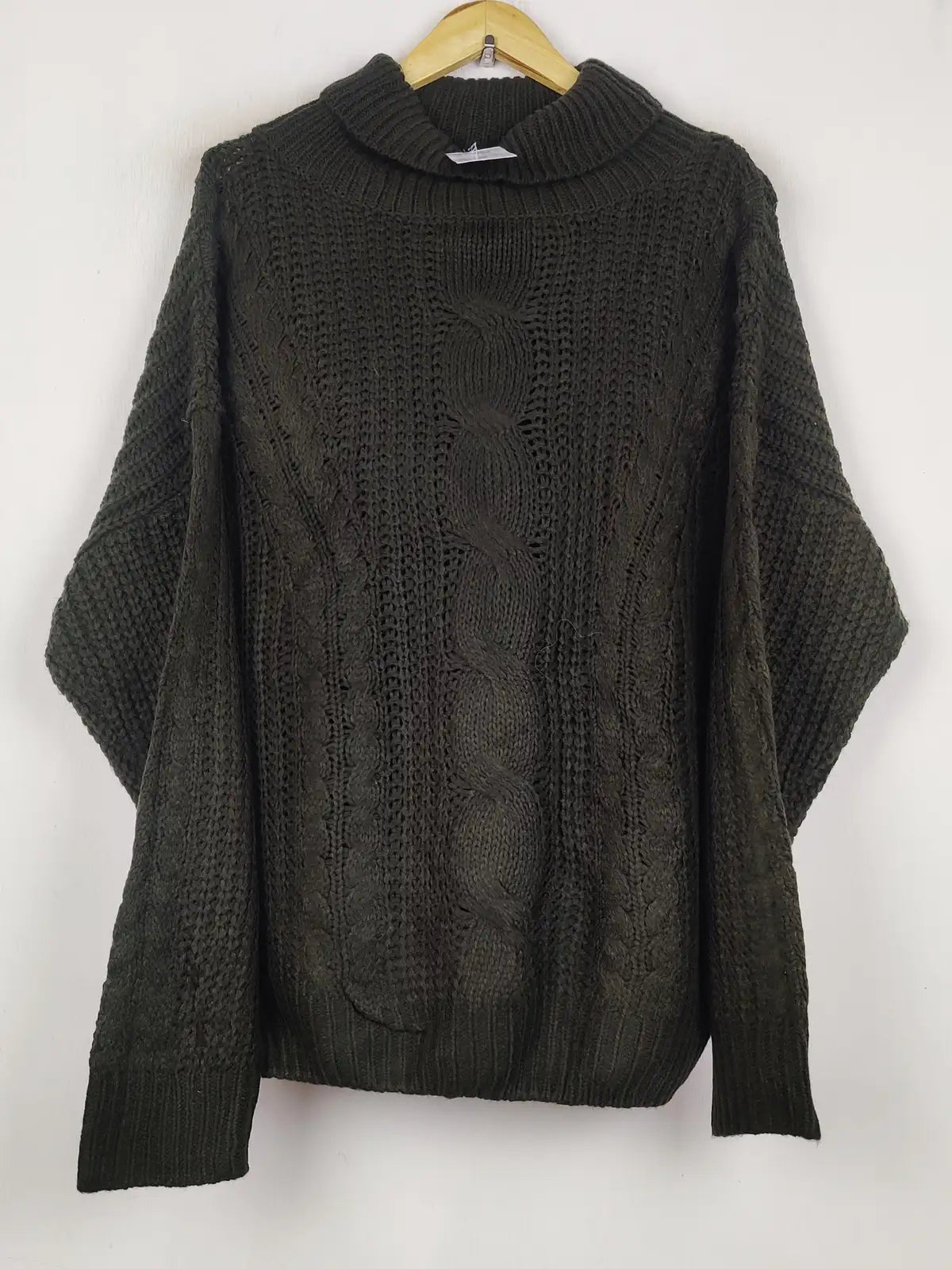 Buy online pre-used pre-loved 100% authentic & Original branded Shein (WT-11419) available in Pakistan. Top international brands avilable.