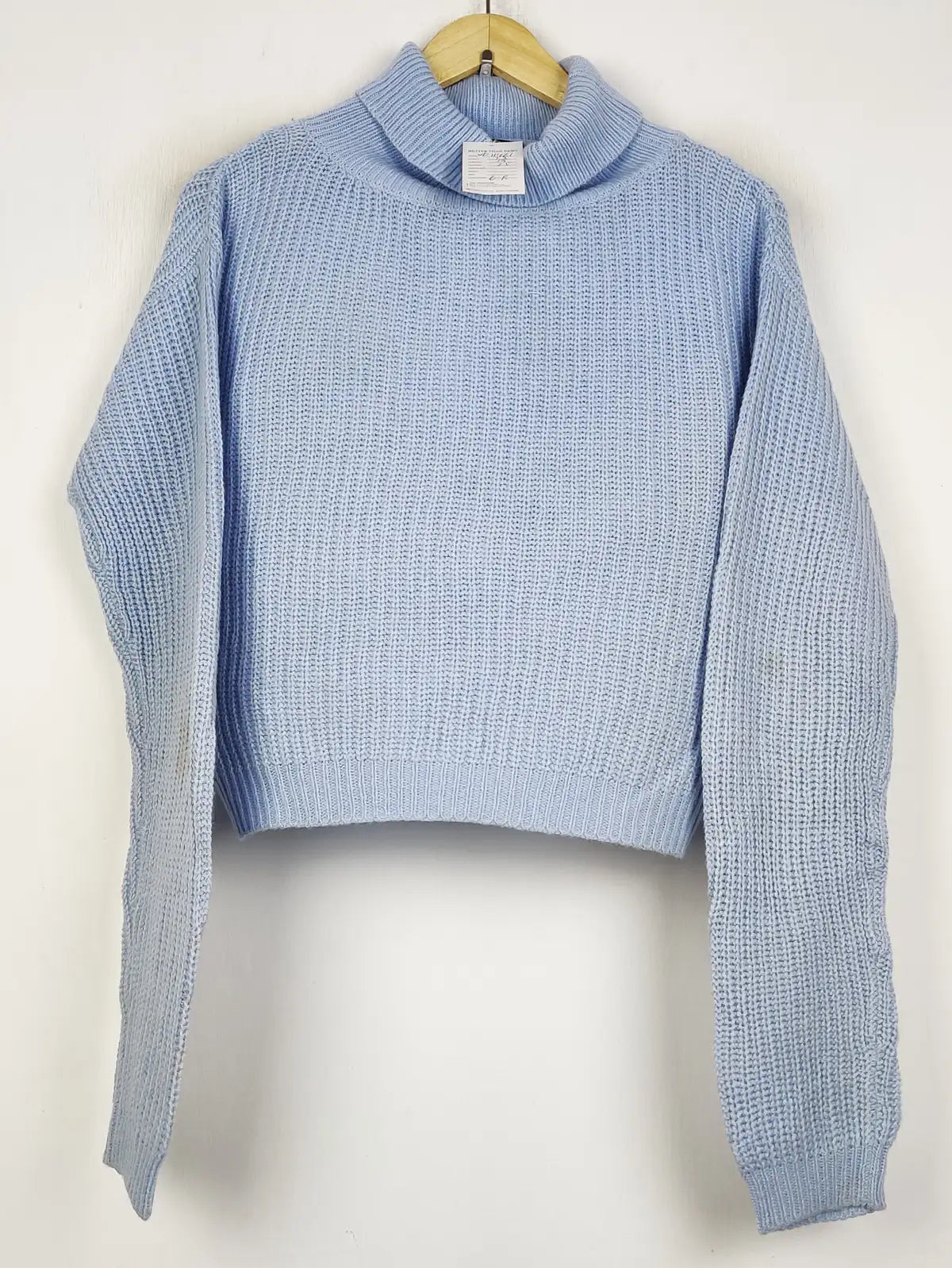 Buy online pre-used pre-loved 100% authentic & Original branded Boohoo (WT-11421) available in Pakistan. Top international brands avilable.