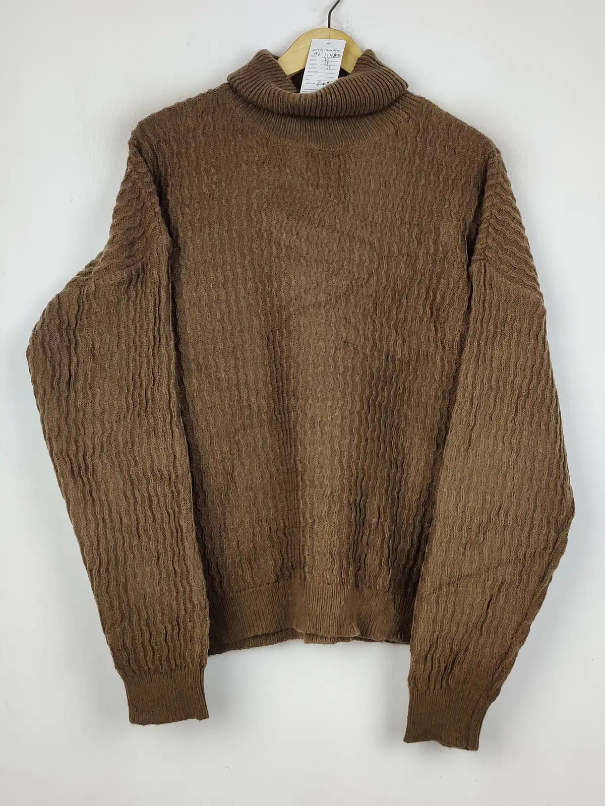 Buy online pre-used pre-loved 100% authentic & Original branded Unknown Brand (WT-11430) available in Pakistan. Top international brands avilable.