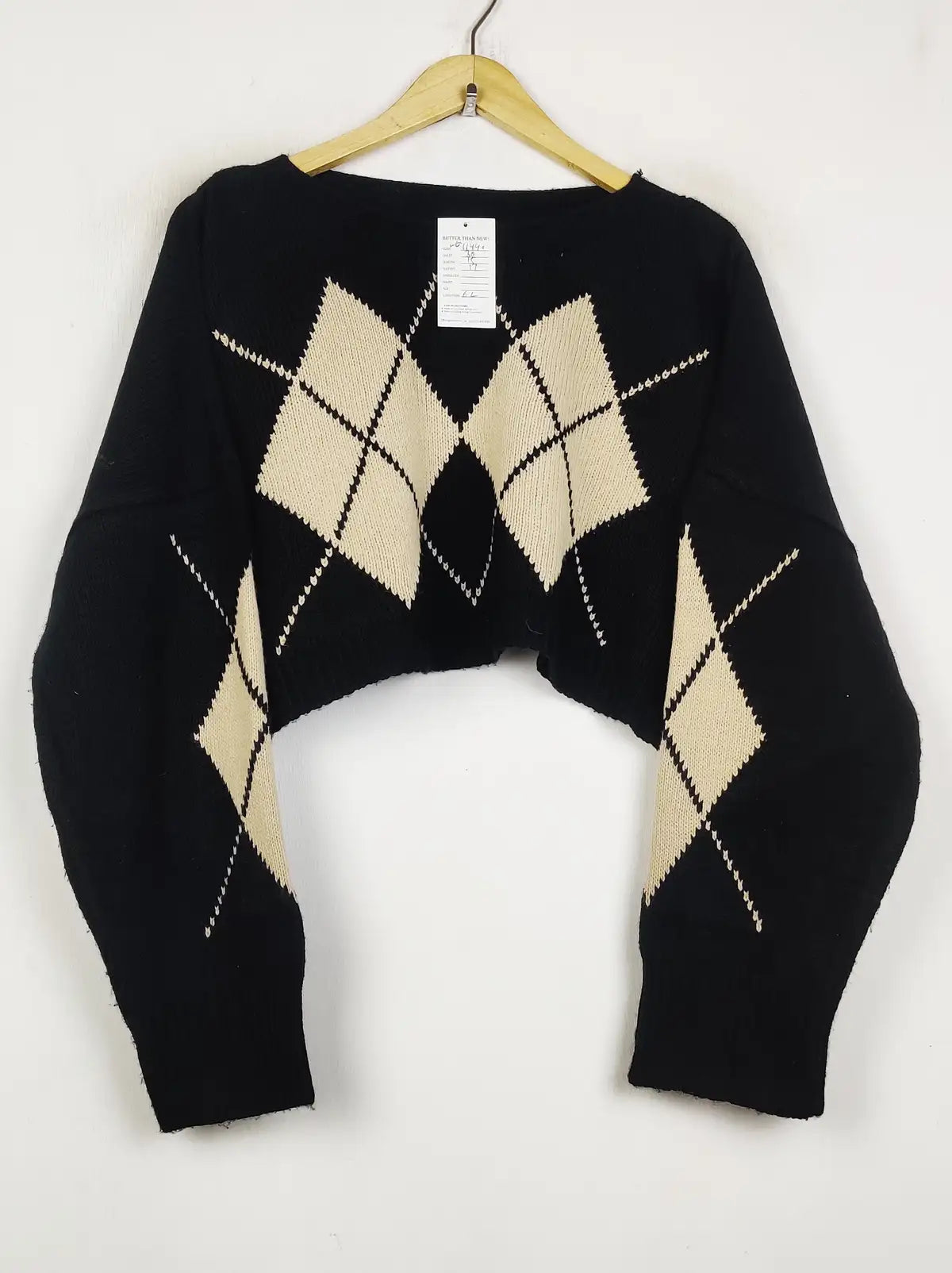 Buy online pre-used pre-loved 100% authentic & Original branded Stradivarius (WT-11440) available in Pakistan. Top international brands avilable.