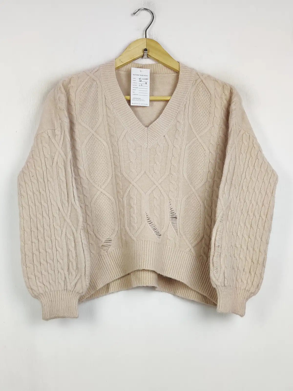 Buy online pre-used pre-loved 100% authentic & Original branded Unknown Brand (WT-11485) available in Pakistan. Top international brands avilable.