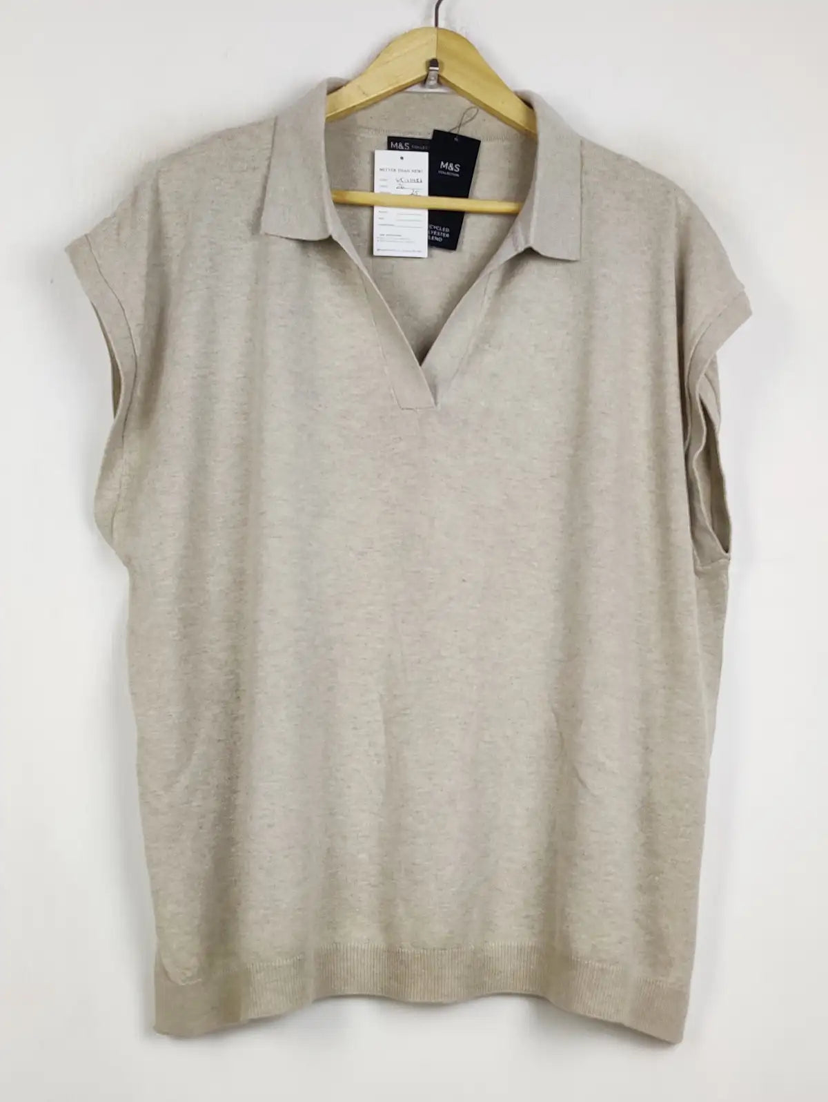 Buy online pre-used pre-loved 100% authentic & Original branded Marks & Spencer (WT-11486) available in Pakistan. Top international brands avilable.