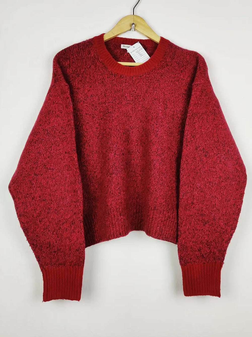Buy online pre-used pre-loved 100% authentic & Original branded Wanderson (WT-11547) available in Pakistan. Top international brands avilable.