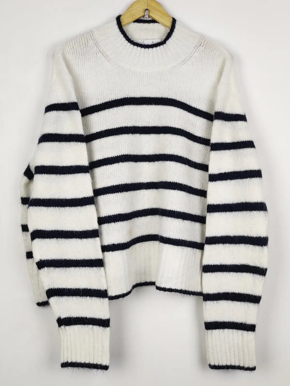 Buy online pre-used pre-loved 100% authentic & Original branded Primark (WT-11551) available in Pakistan. Top international brands avilable.