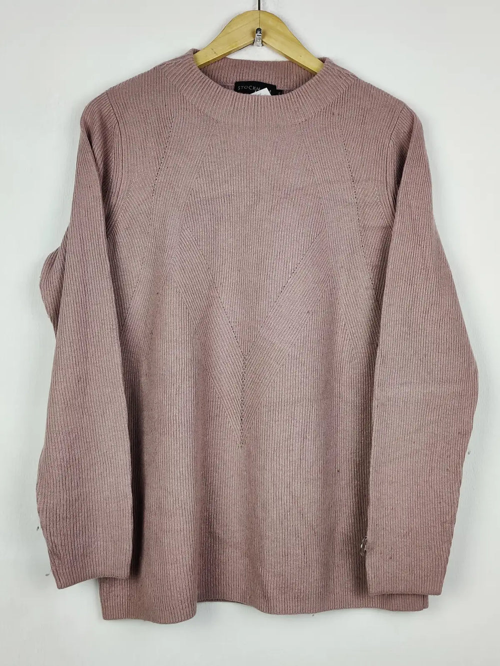Buy online pre-used pre-loved 100% authentic & Original branded Stockh (WT-11563) available in Pakistan. Top international brands avilable.