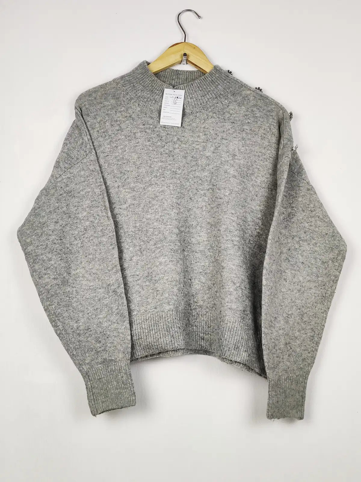 Buy online pre-used pre-loved 100% authentic & Original branded H&M (WT-11632) available in Pakistan. Top international brands avilable.