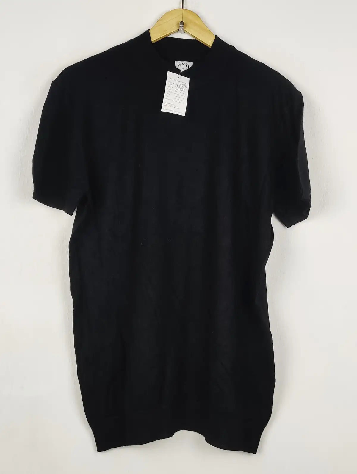Buy online pre-used pre-loved 100% authentic & Original branded Zara (WT-11674) available in Pakistan. Top international brands avilable.