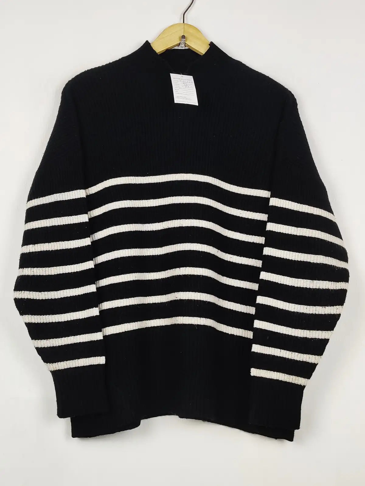 Buy online pre-used pre-loved 100% authentic & Original branded Dunnes Stores (WT-11726) available in Pakistan. Top international brands avilable.