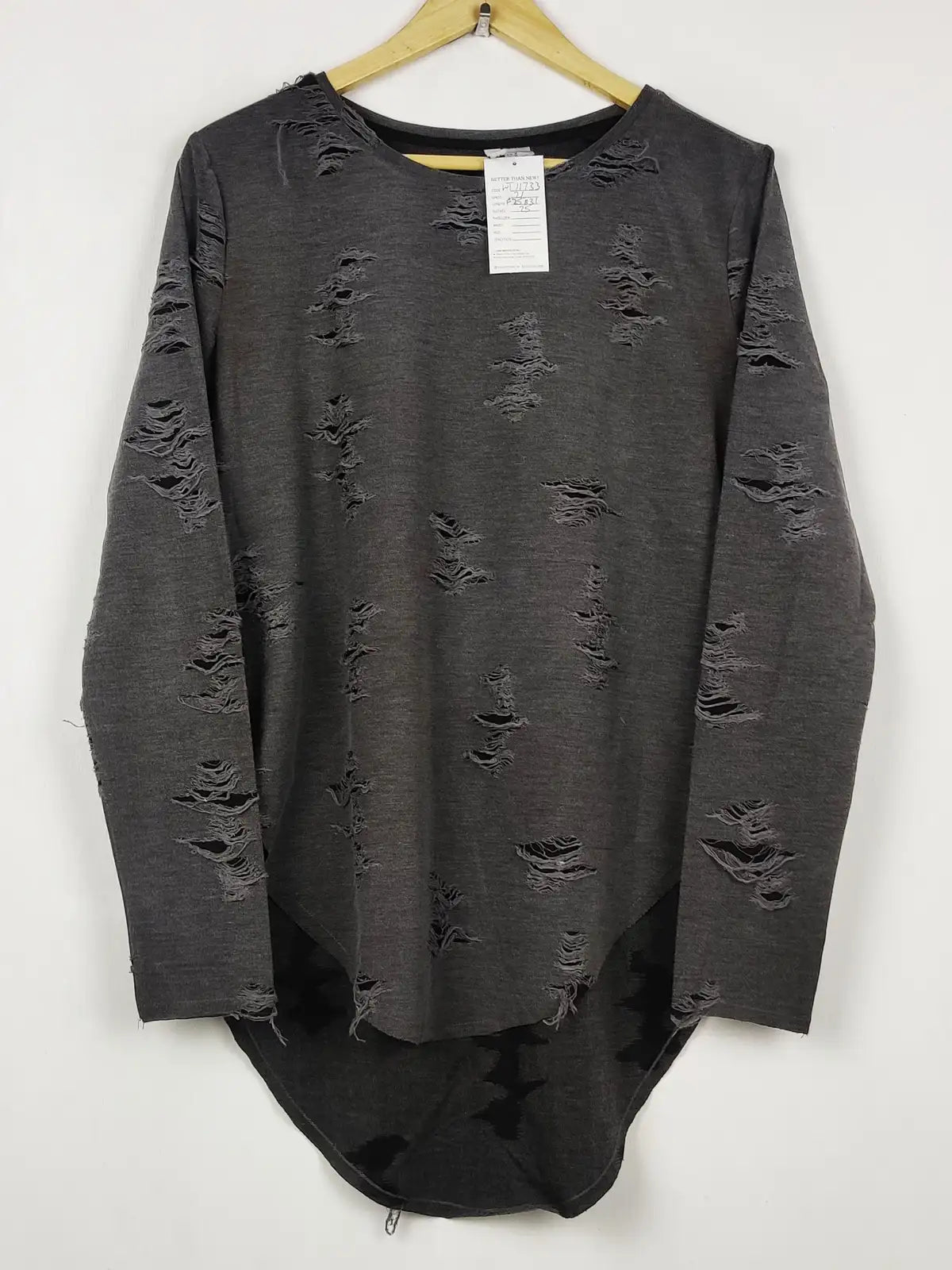 Buy online pre-used pre-loved 100% authentic & Original branded H&M (WT-11733) available in Pakistan. Top international brands avilable.