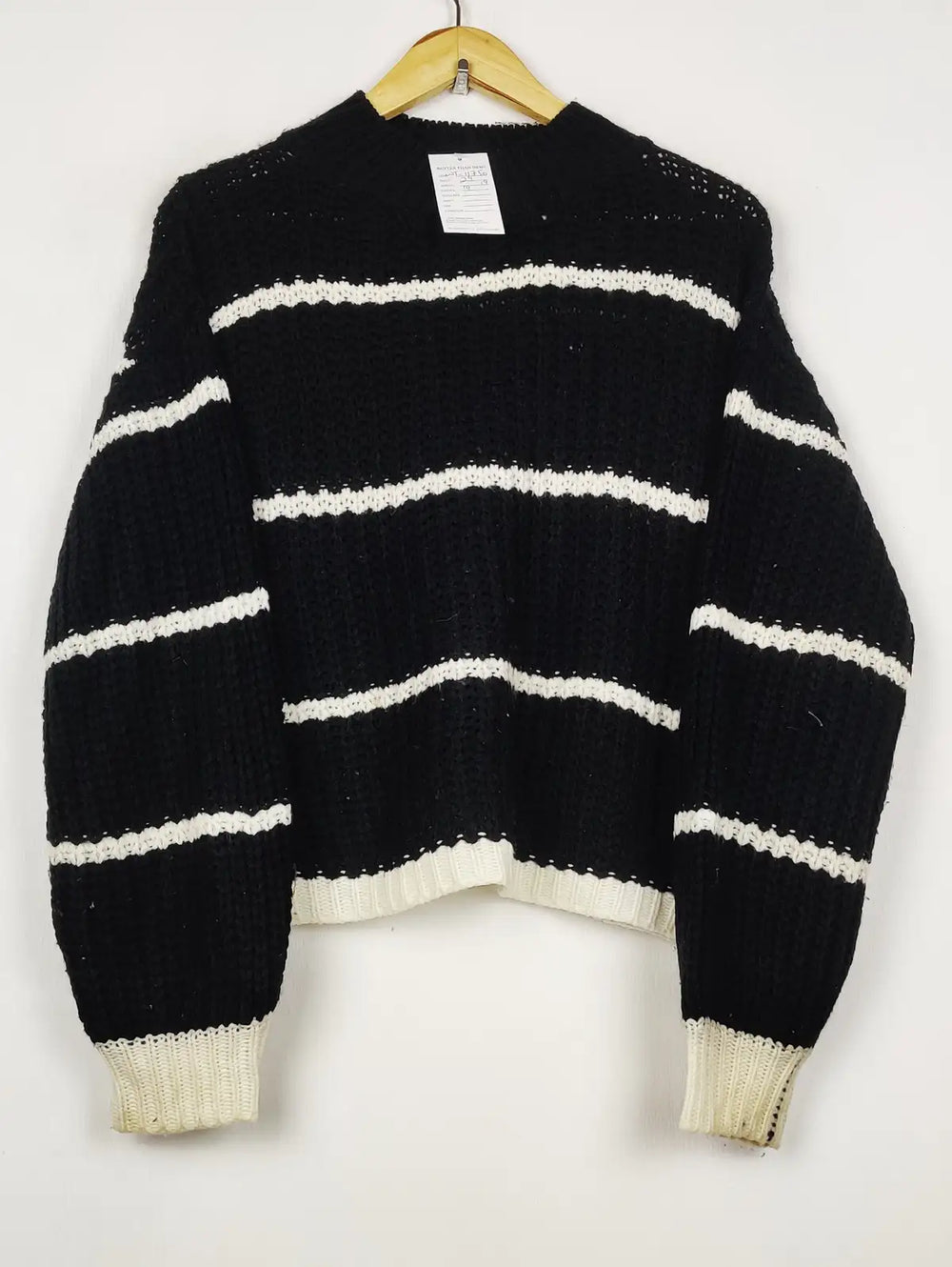 Buy online pre-used pre-loved 100% authentic & Original branded Shein (WT-11750) available in Pakistan. Top international brands avilable.