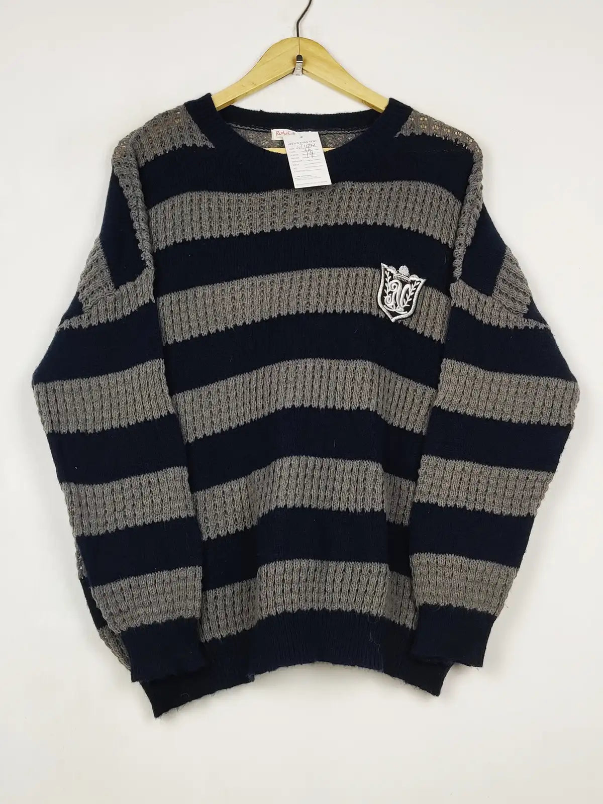 Buy online pre-used pre-loved 100% authentic & Original branded Rowwe (WT-11777) available in Pakistan. Top international brands avilable.