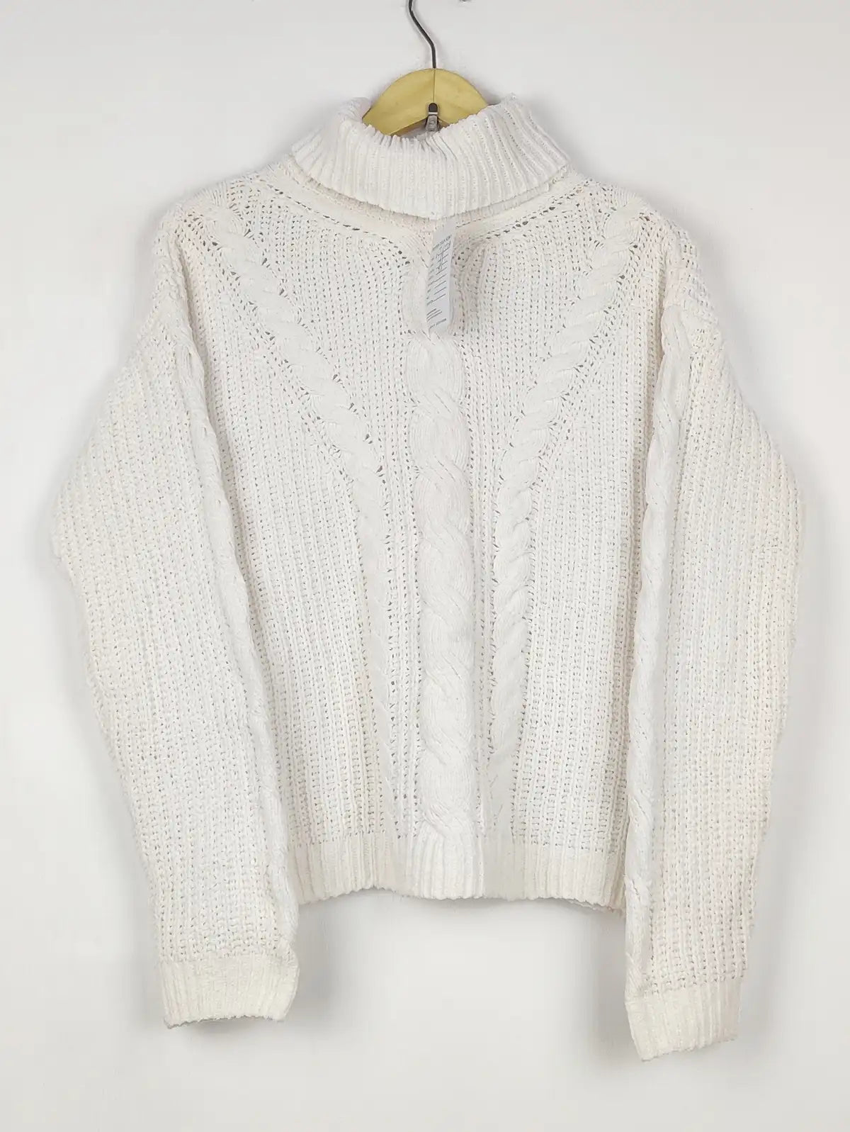 Buy online pre-used pre-loved 100% authentic & Original branded Primark (WT-11779) available in Pakistan. Top international brands avilable.